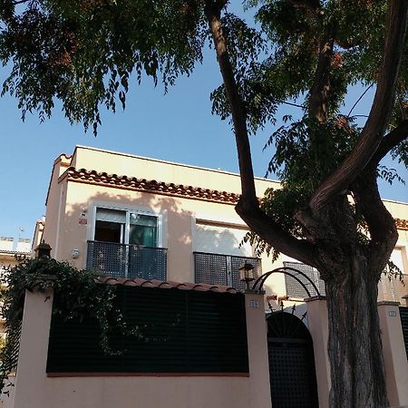 Vila Lydia Cambrils Exterior photo