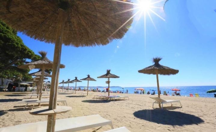 Vila Lydia Cambrils Exterior photo